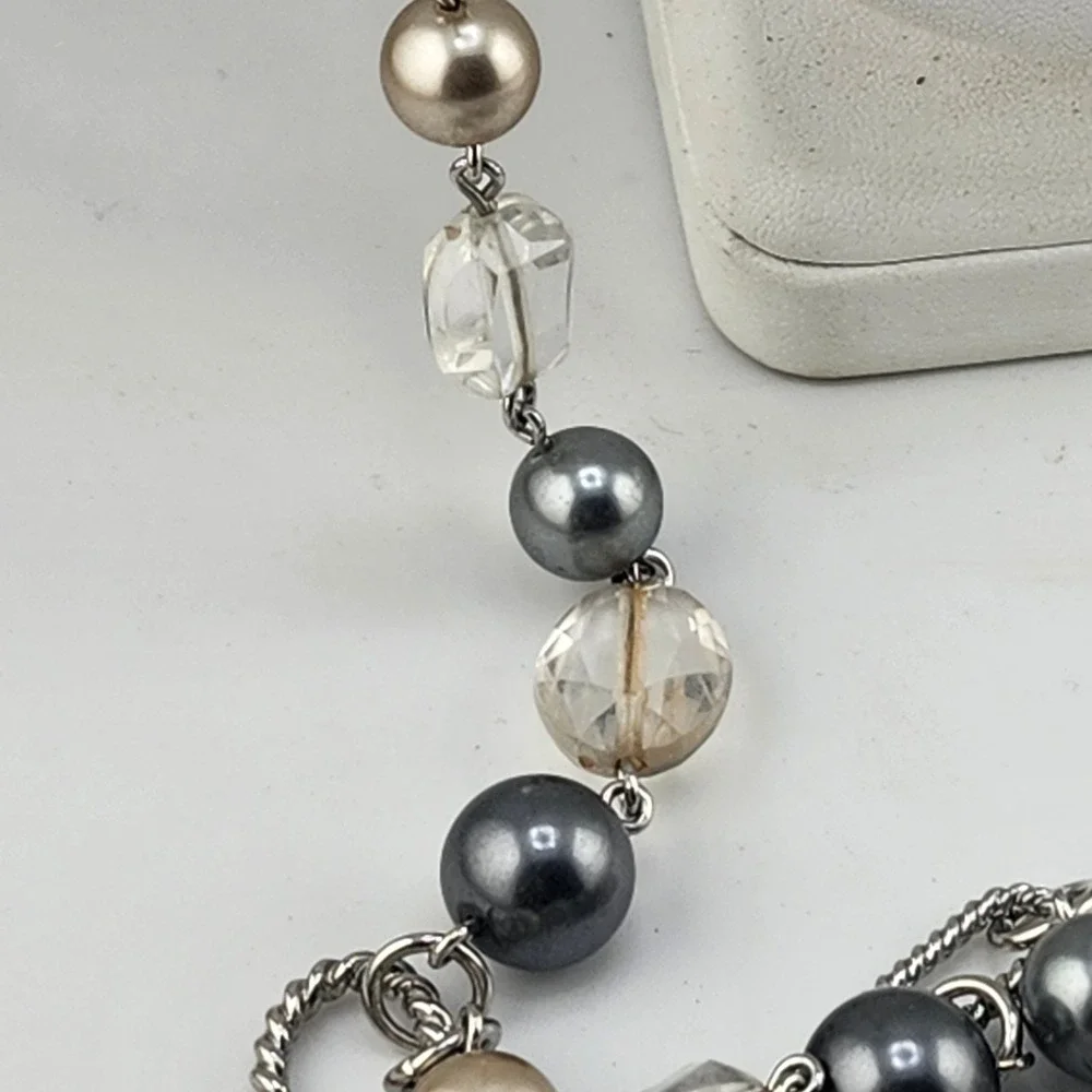 Long Beaded Necklace Silver Tone‎ Gray Taupe Clear Accent Beads